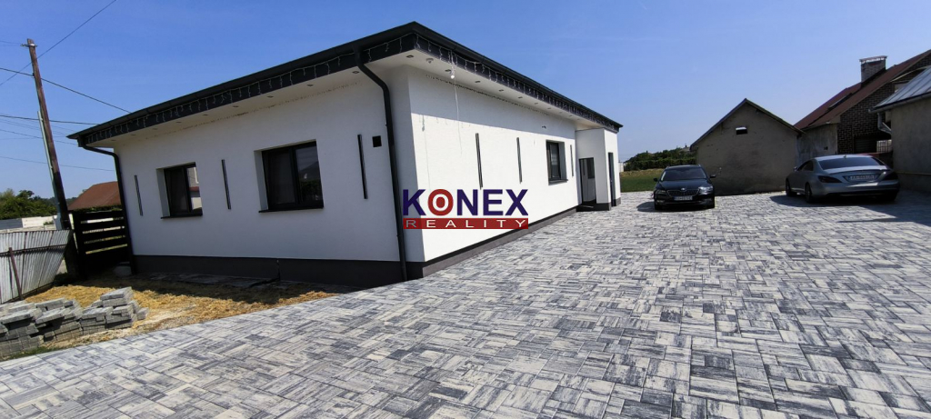 Rodinný dom po komplet rekonštrukcii v obci HRAŇ