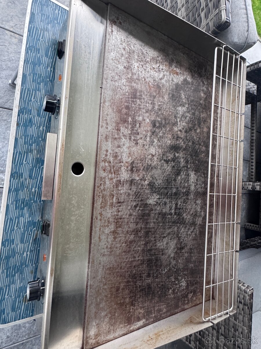 Predam elektricky gril