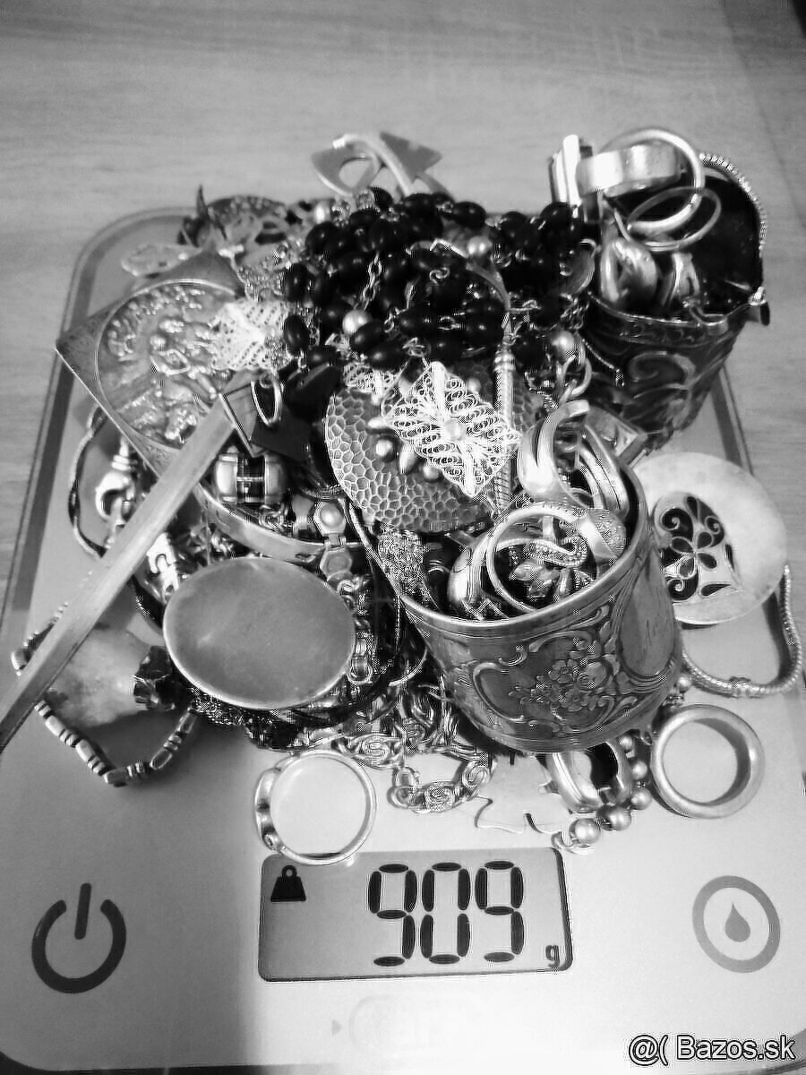 STRIEBORNE ŠPERKY -ZBIERKA