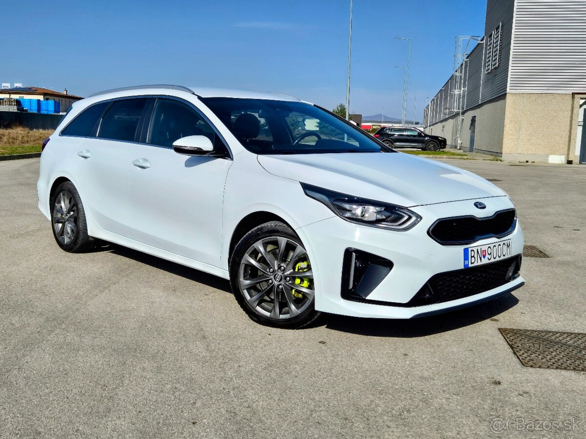 Kia Ceed SW GT line 7DCT