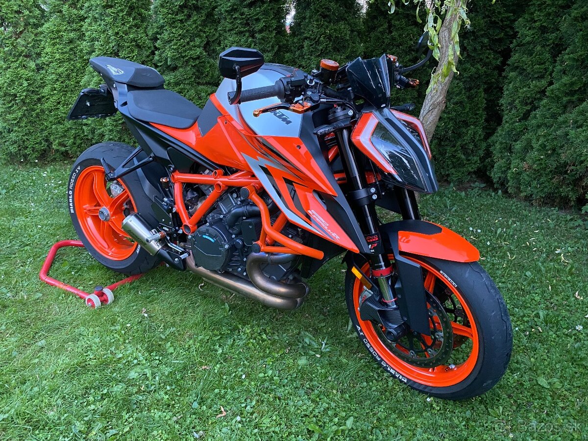 KTM Superduke 1290 R 2023 + Tech Pack