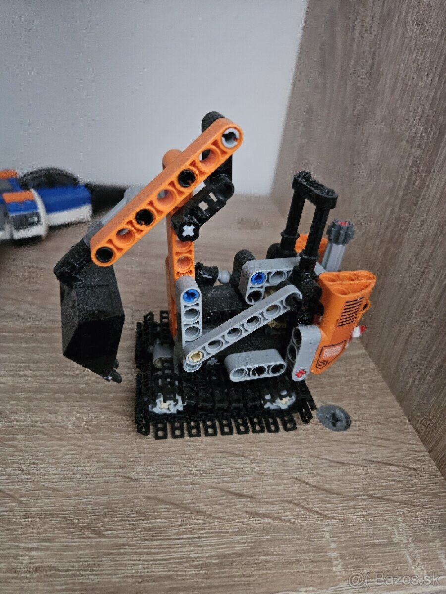 Lego technik 42060

