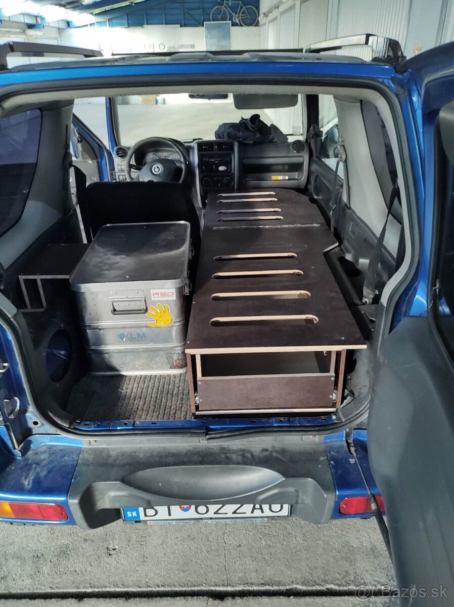 Suzuki Jimny postel