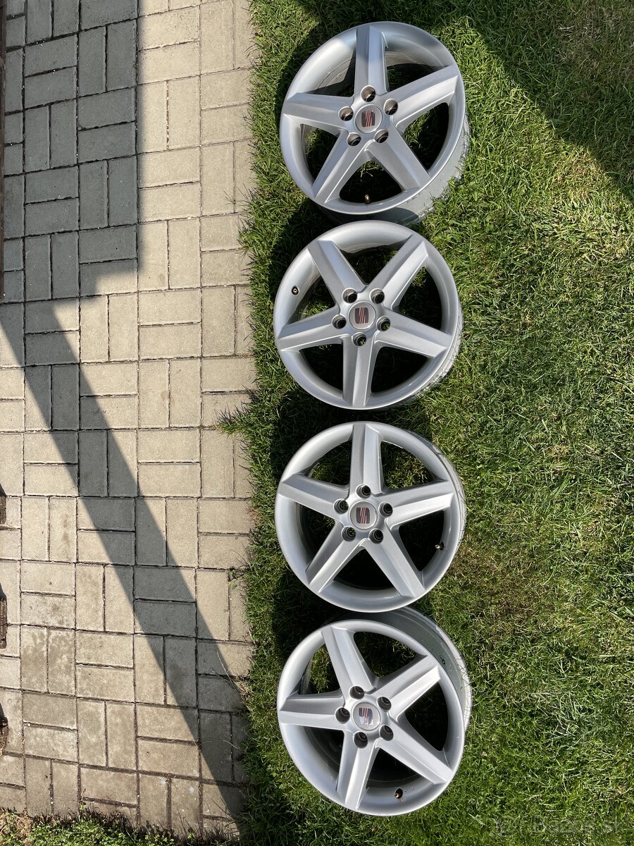 Originál Seat R16 5x112