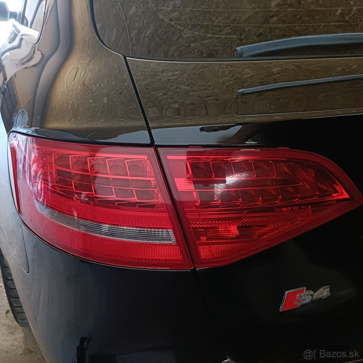 Audi A4 B8 zadne LED svetla