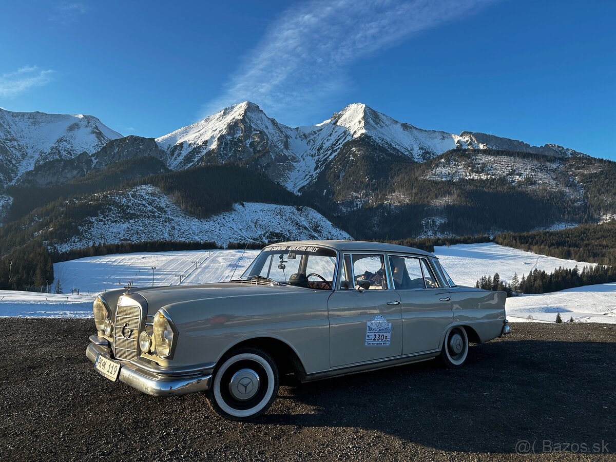 Mercedes-Benz 230S W111 Heckflosse