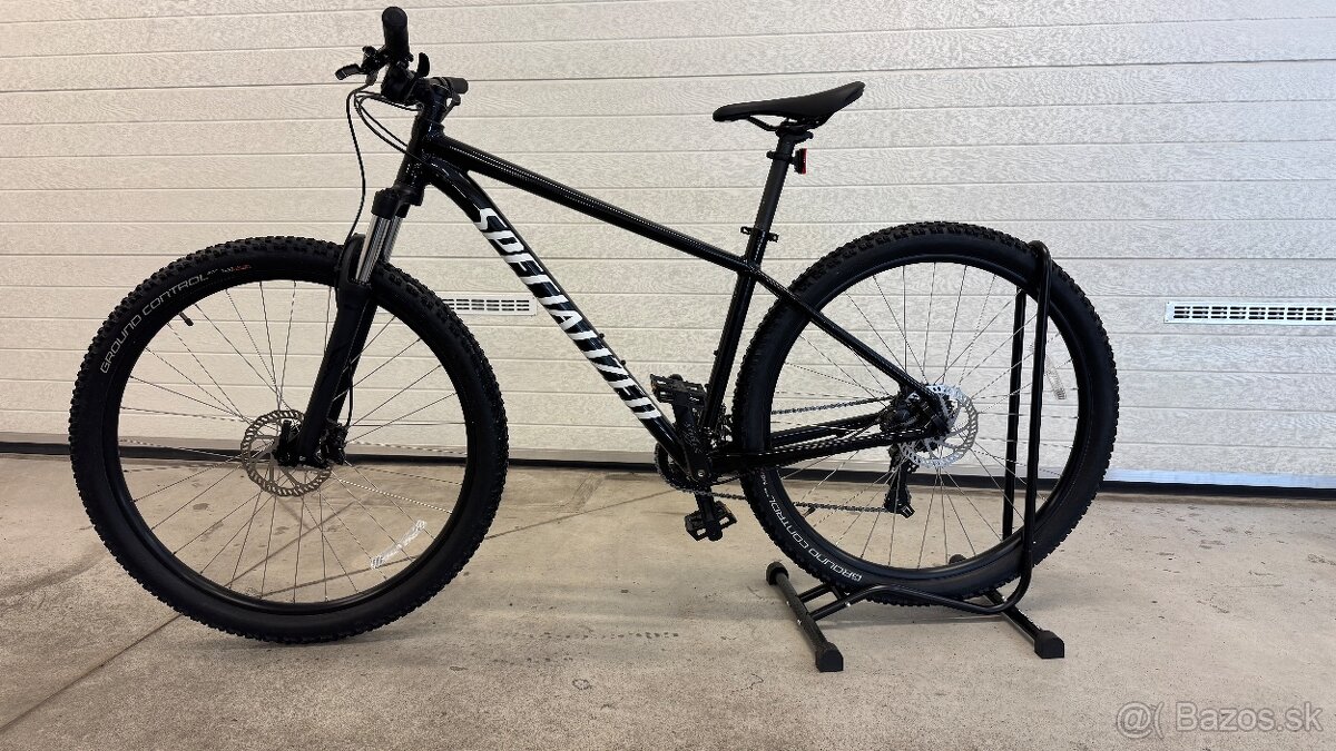 Specialized Rockhopper Bicykel Horský