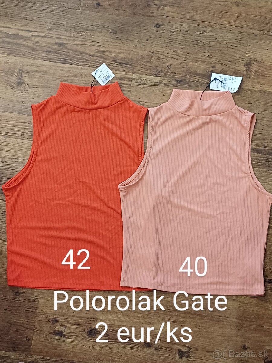 Vrubkovany polorolak bez rukávov (gate), veľkosť 40 a 42