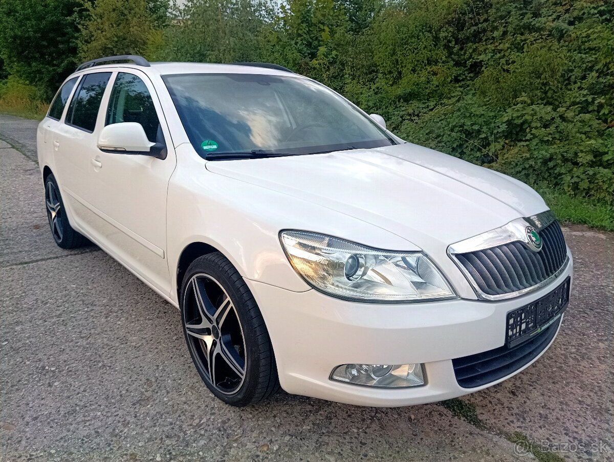 ŠKODA OCTAVIA COMBI II 2.0 TDI CR TOP 2013