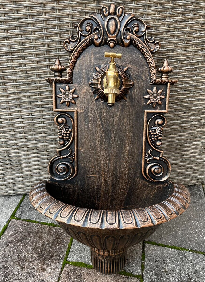 zahradne kovove umyvadlo 61cm hnede/ medene