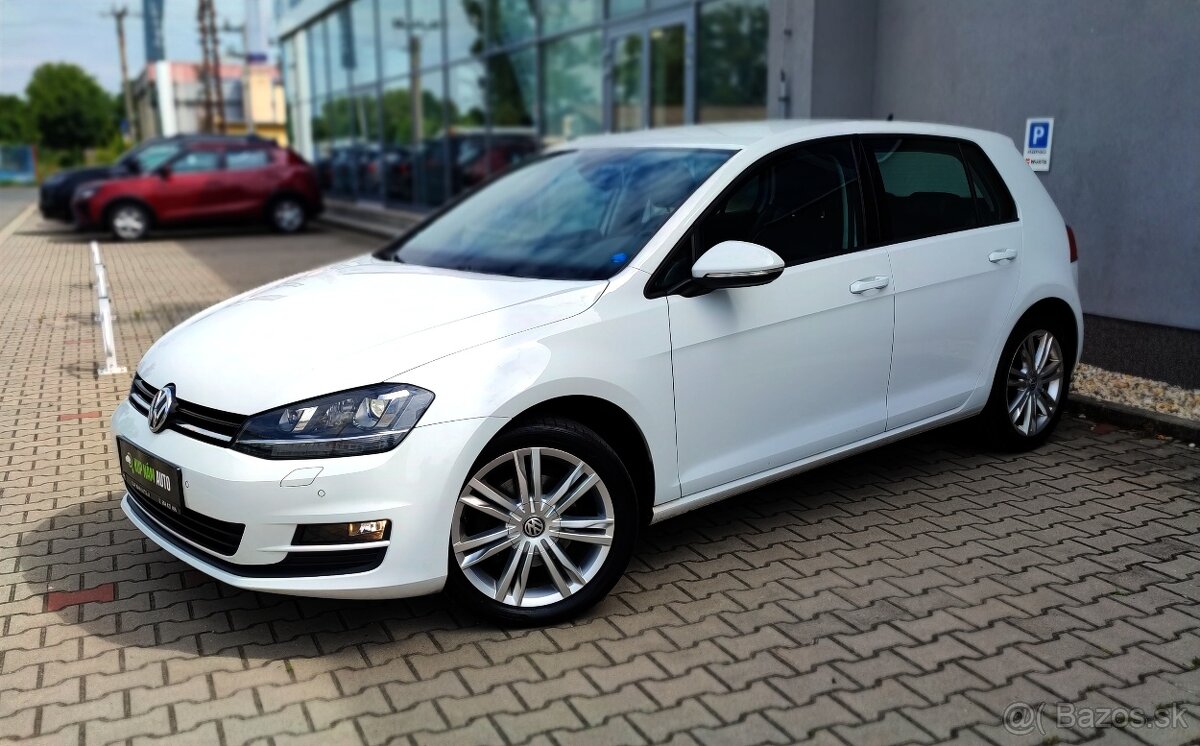 -VÝPRODEJ- VW GOLF VII 1.4 TSI 92KW, 2016, COMFORTLINE, LED