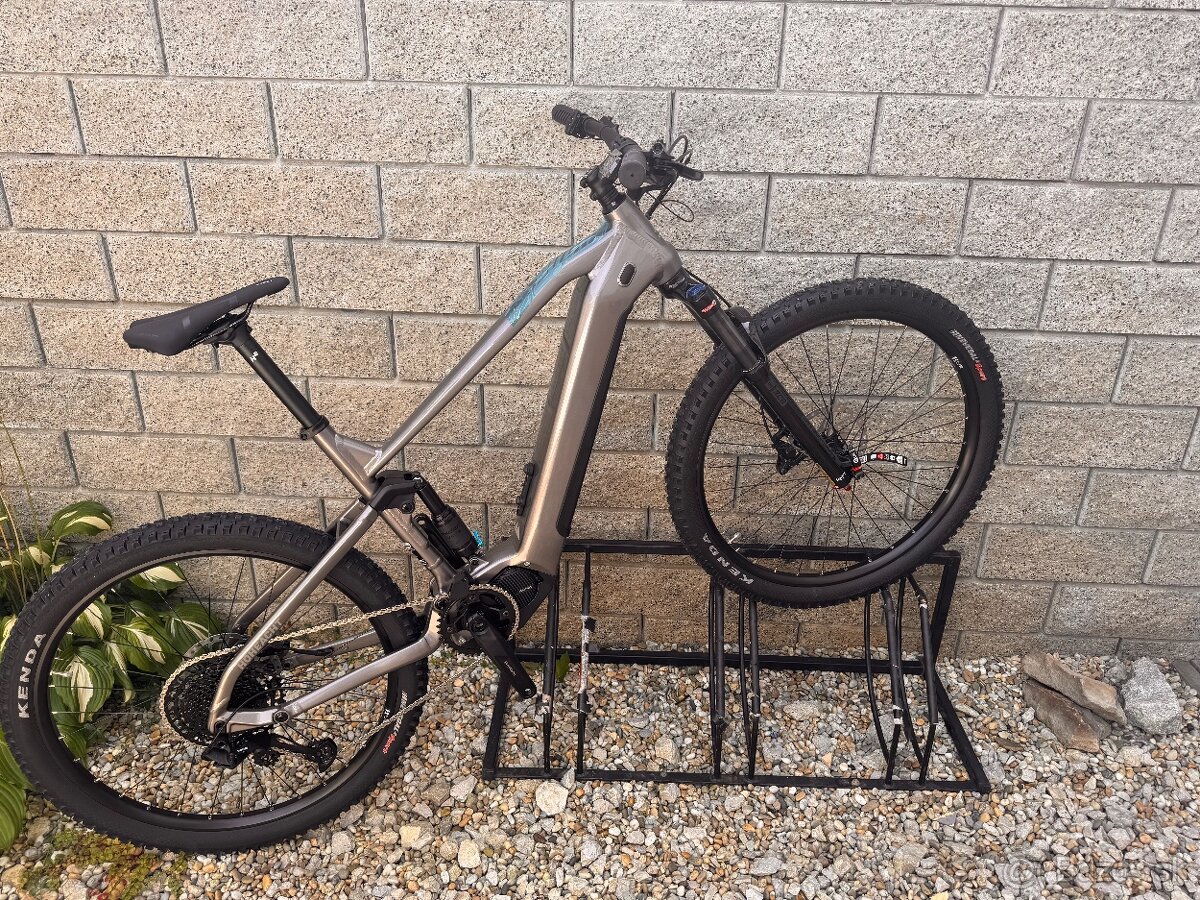 Ebike Shimano motor 630wh S M a Lko novy