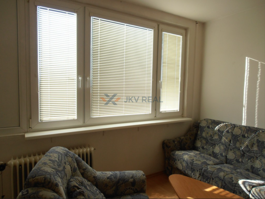 Študenti - prenájom 3-izbového bytu na Terase v Košiciach.