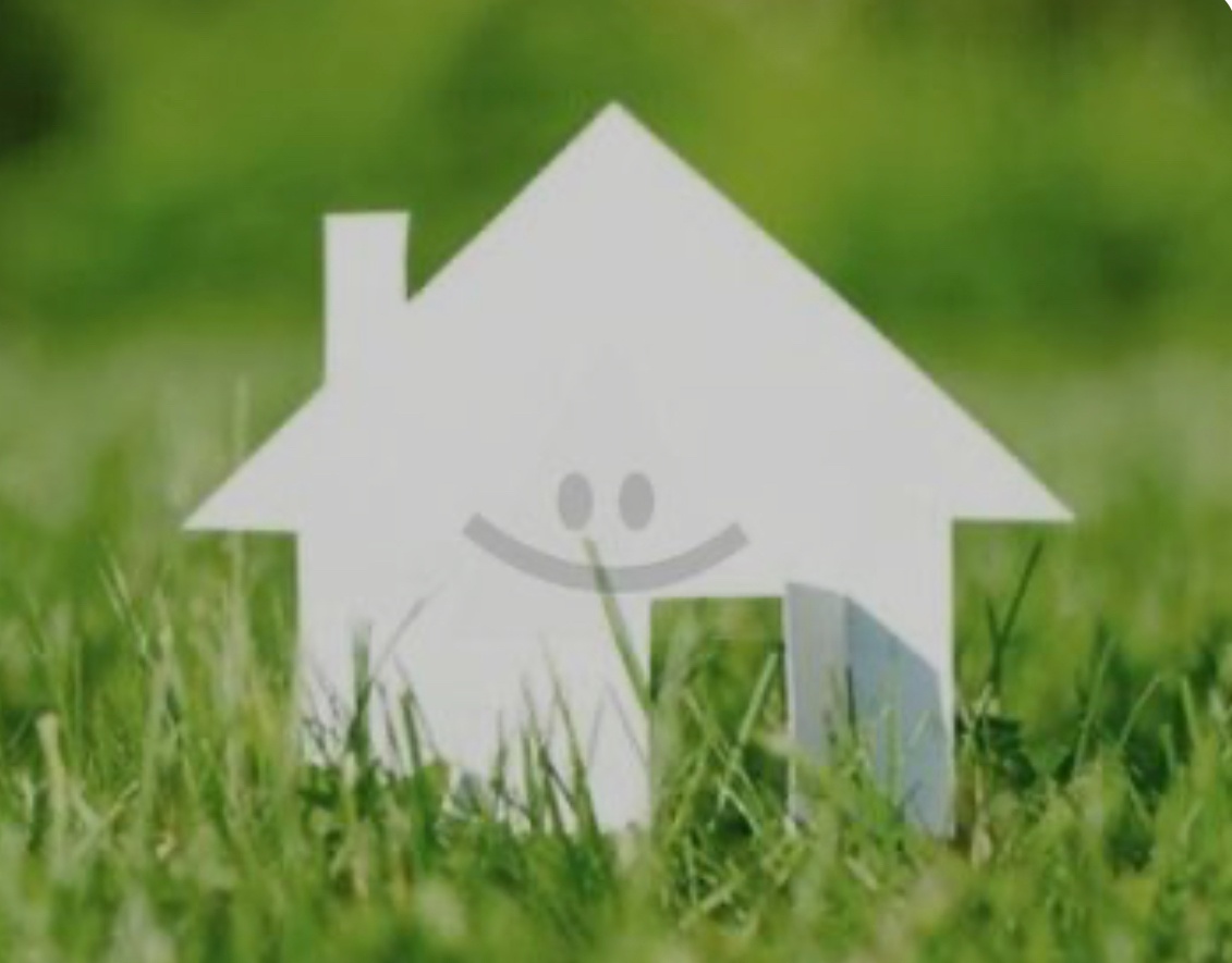 Ponúkam Vám na predaj pozemok na výstavbu rodinného domu.