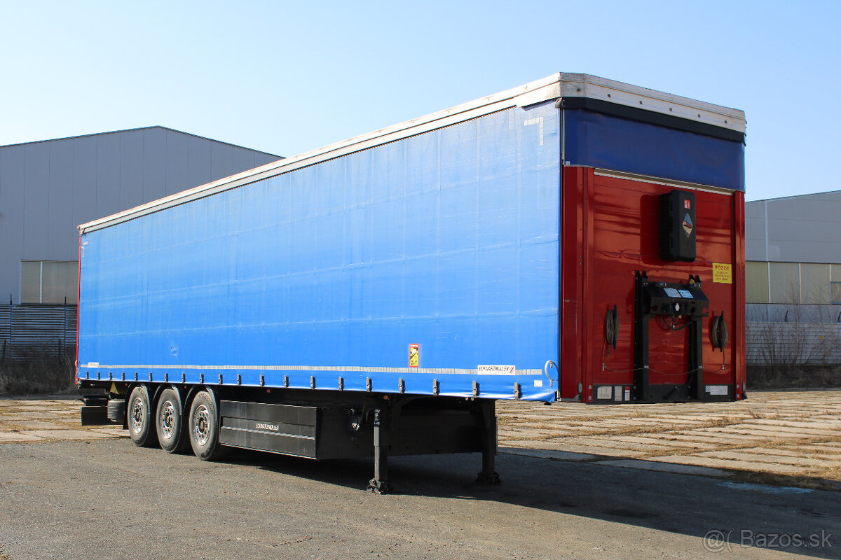 Plachtový návěs Schwarzmüller SPA 3/E