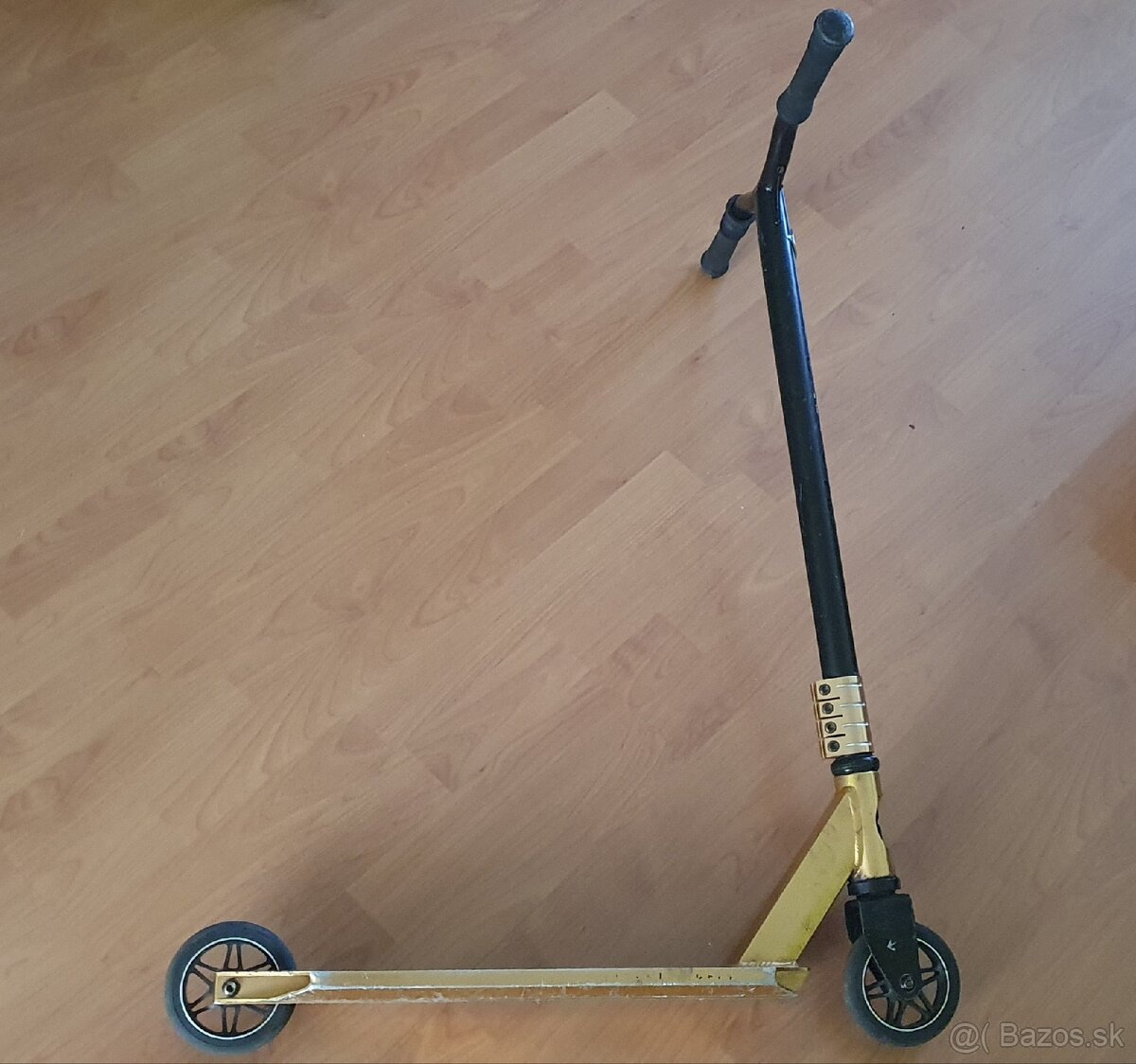 Kolobežka Street Surfing Ripper