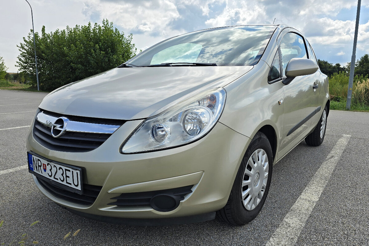 Opel Corsa benzín