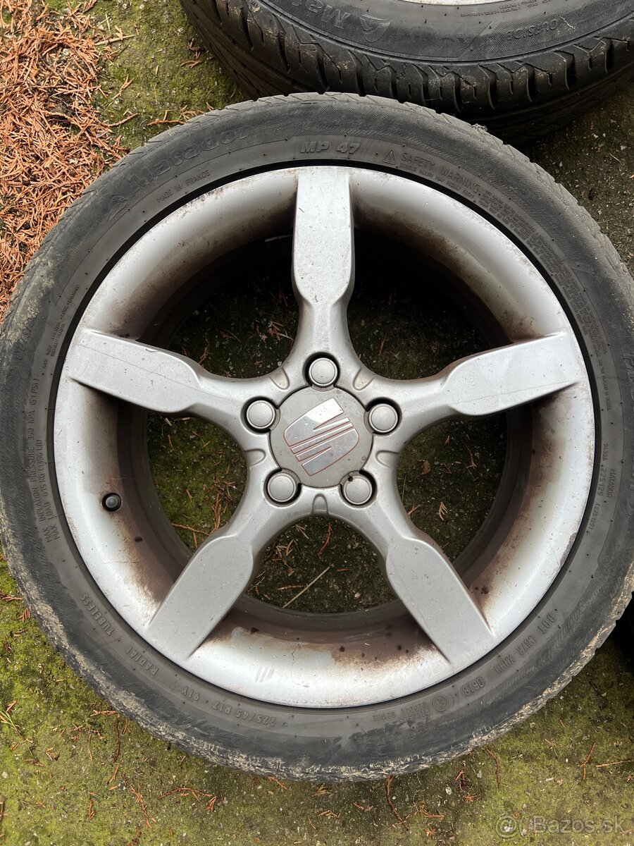 Predám R17 originál Seat