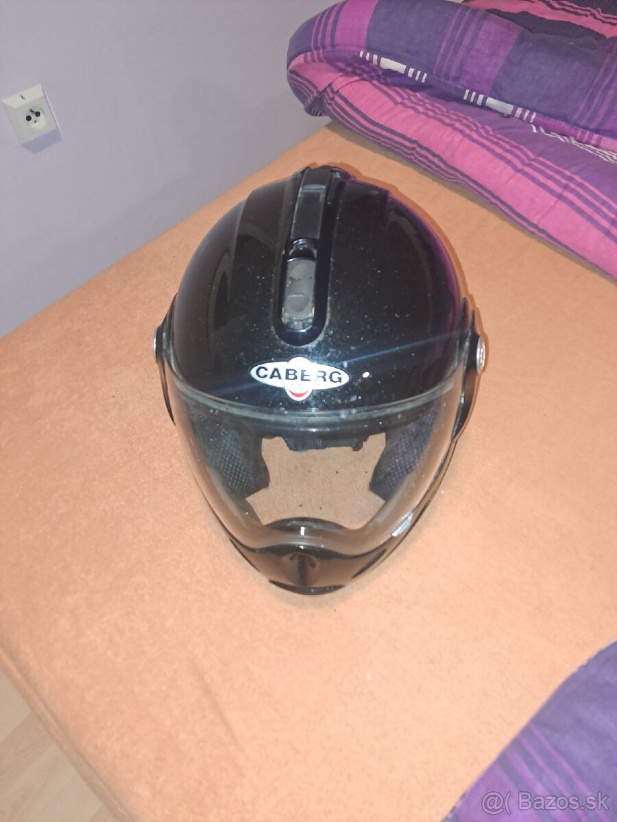 Predám dve helmy
