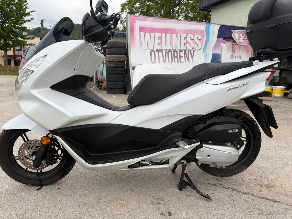 Skúter Honda PCX 125 r2017