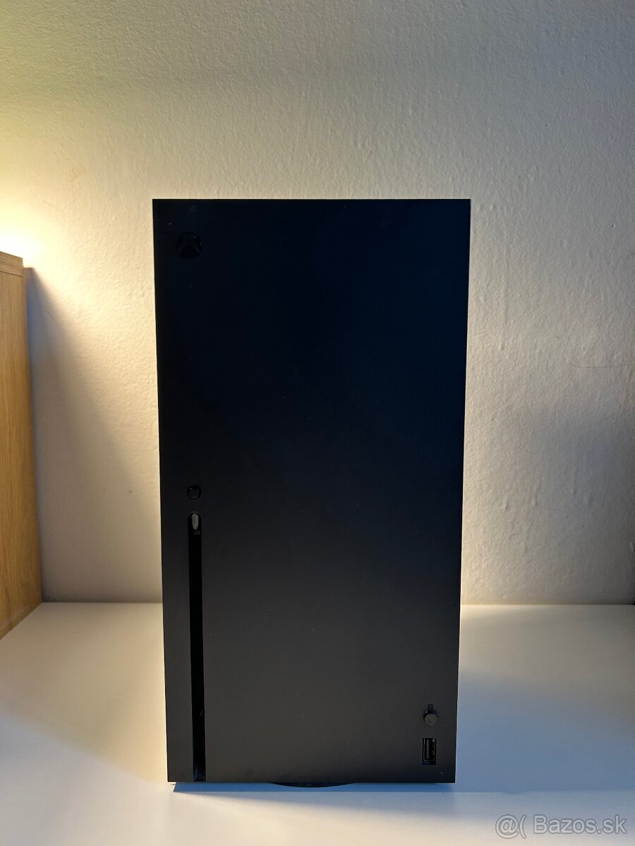 Konzola Xbox Series X