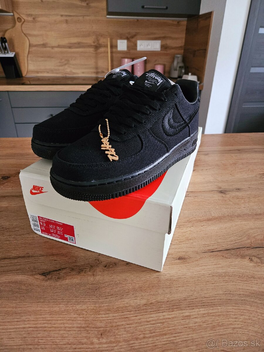 Nike Air Force 1 Low