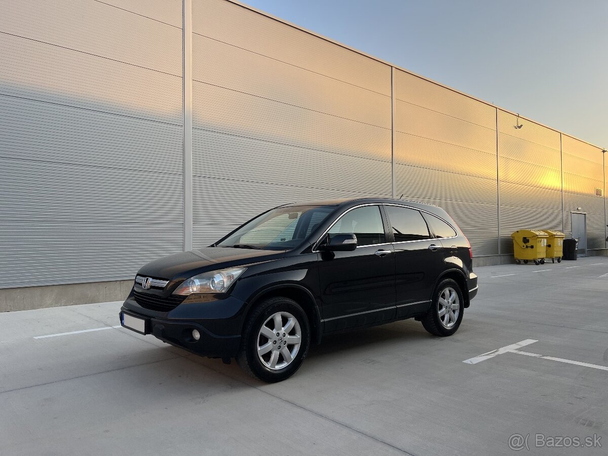 Honda CR-V 2.2 i-CTDi Druhý maj.-STK do 2027