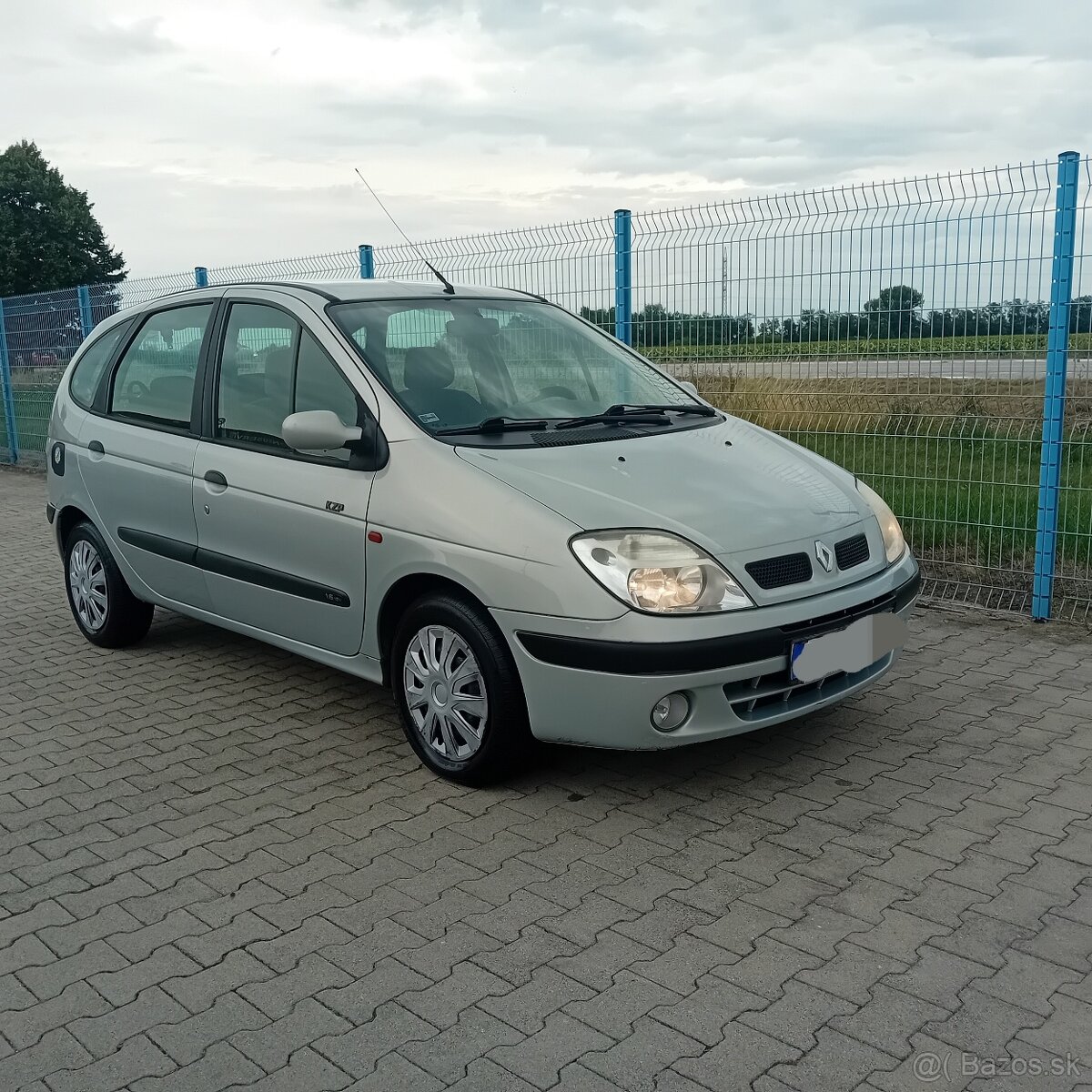 Renault scenic 1.6 16v benzín 79kw