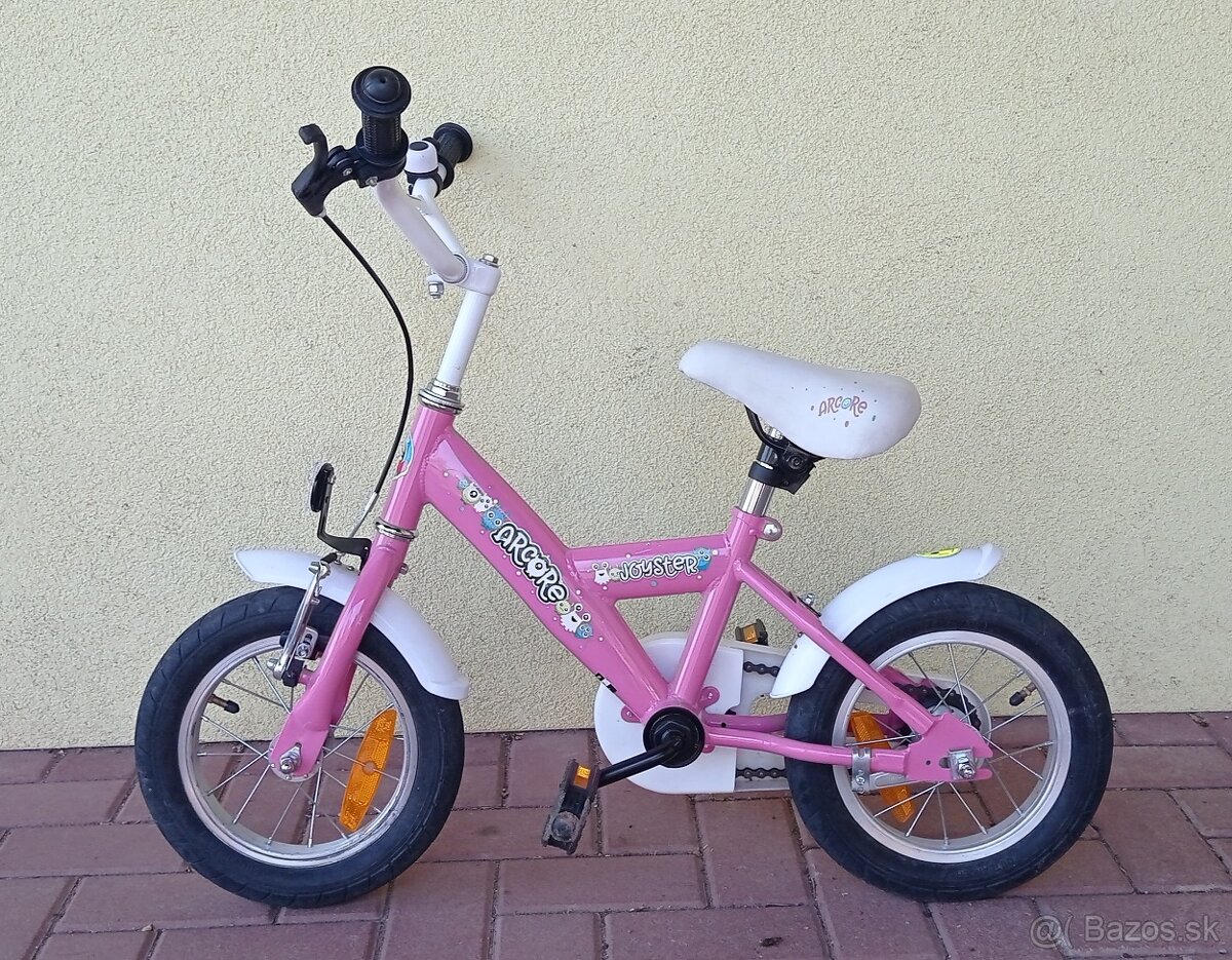 Dievčenský bicykel