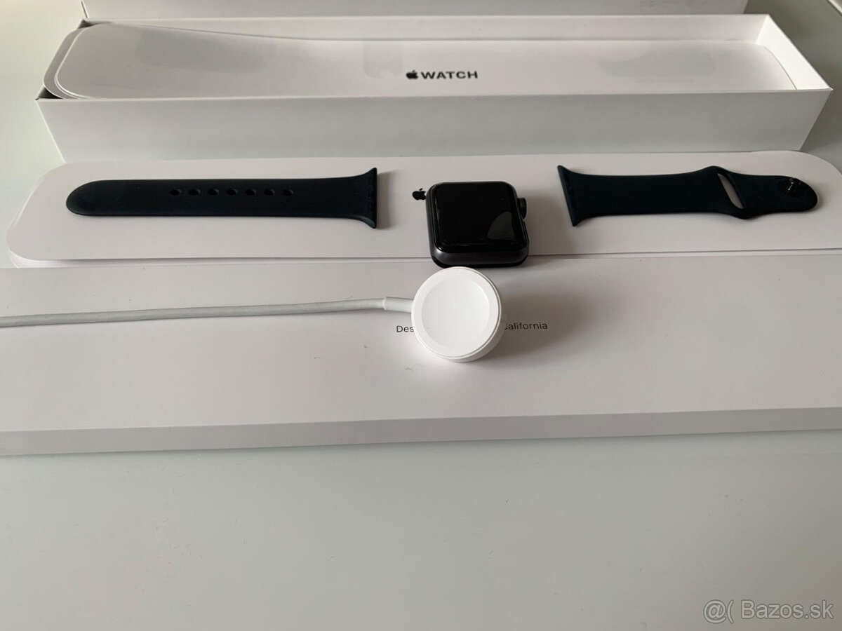 Predám Apple Watch 3 Nike komplet balenie