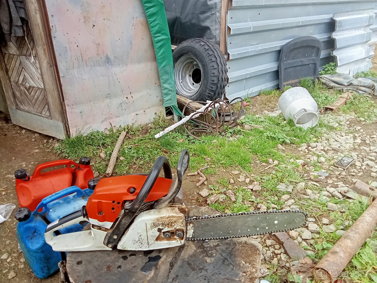 MOTOROVA PILA STIHL MS 261