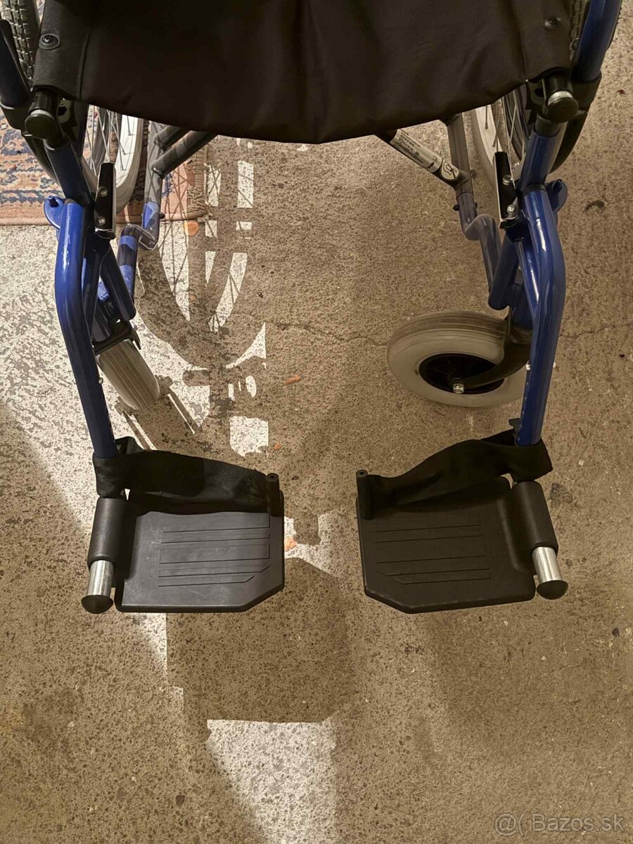 Invalidný vozík