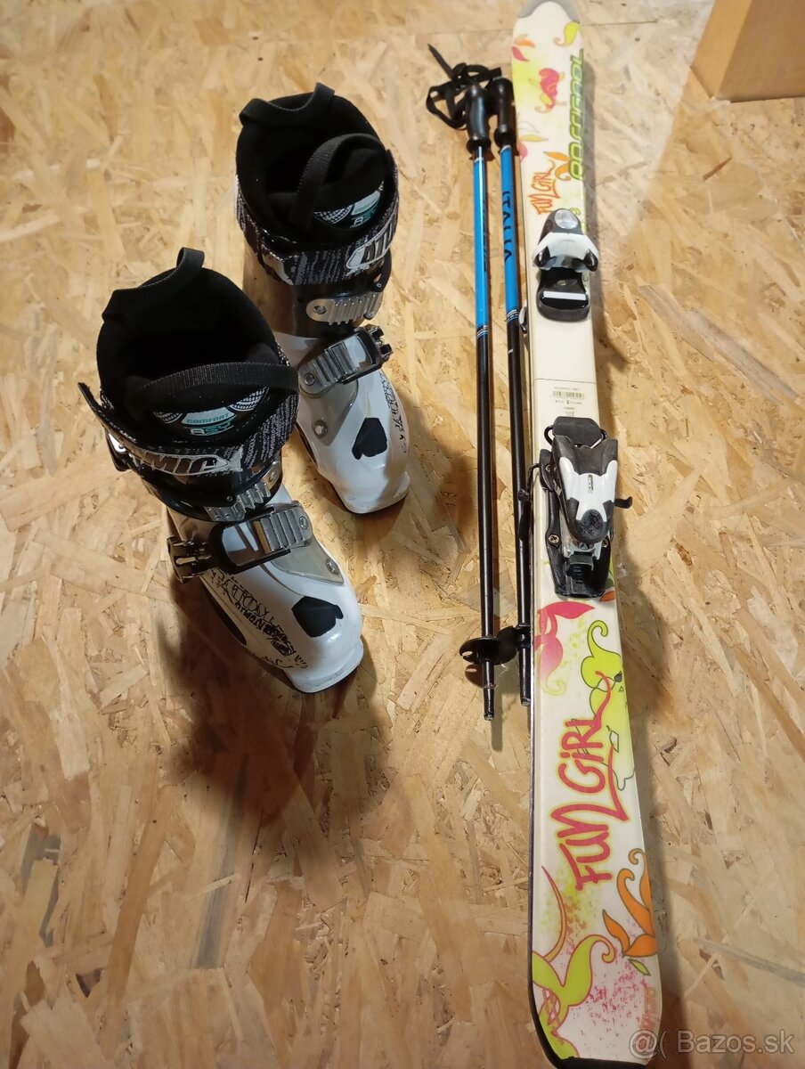 Lyže Rossignol 130 CM a lyžiarky Atomic