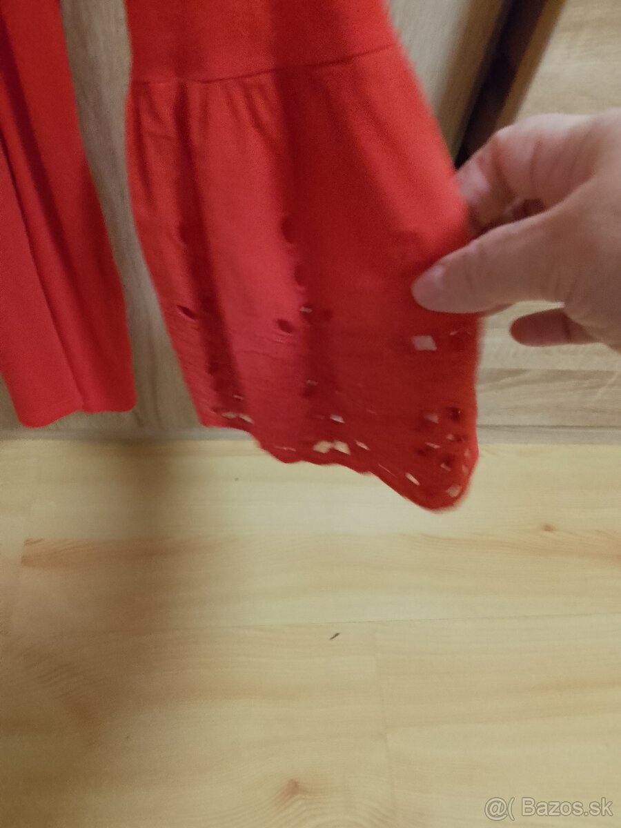 Predám tričká veľkosti 48