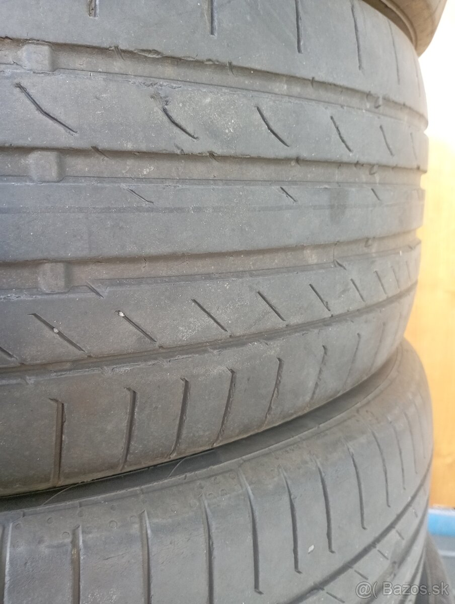 2ks letne 235/55R19 Continental