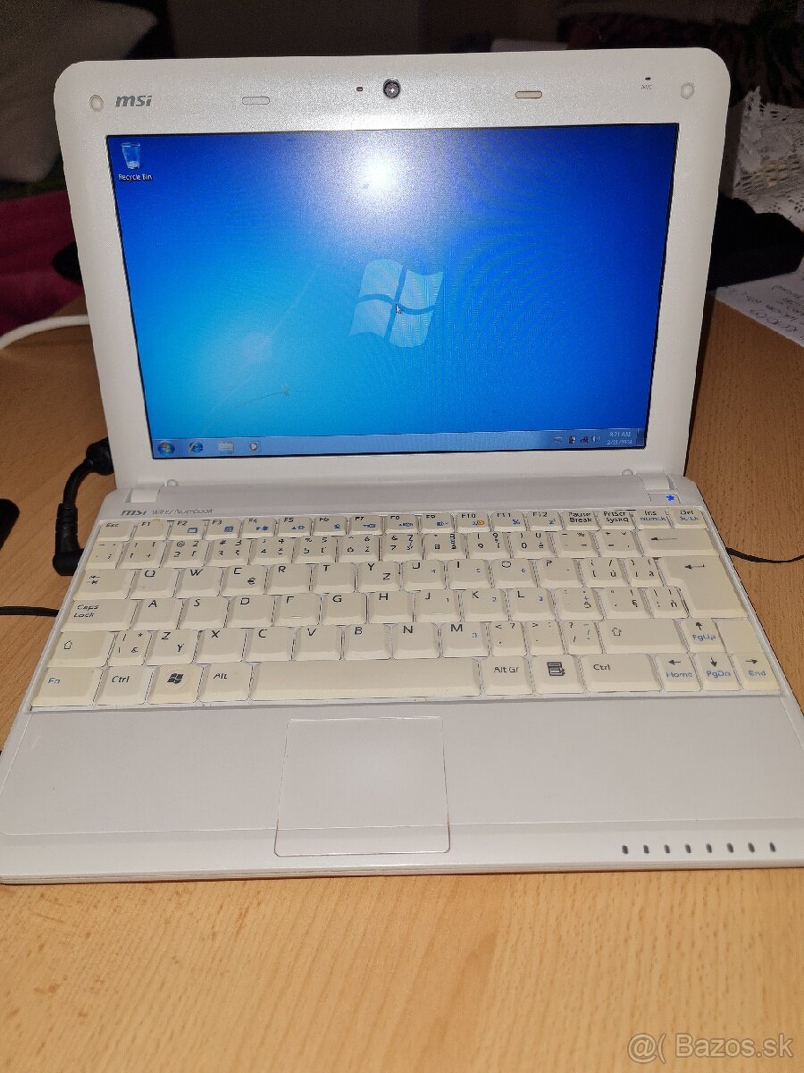 Predám netbook MSI Wind U100
