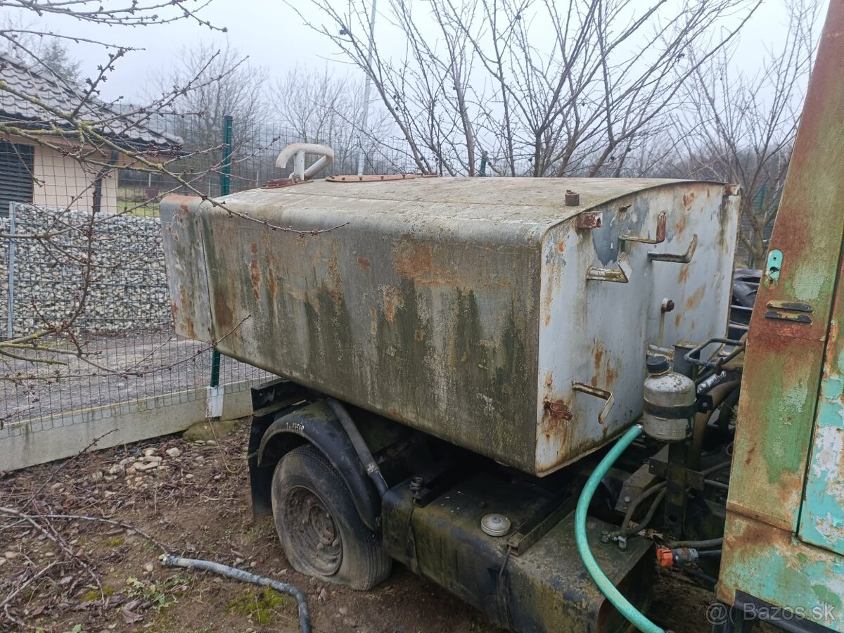 Multicar M25 nadrz na vodu