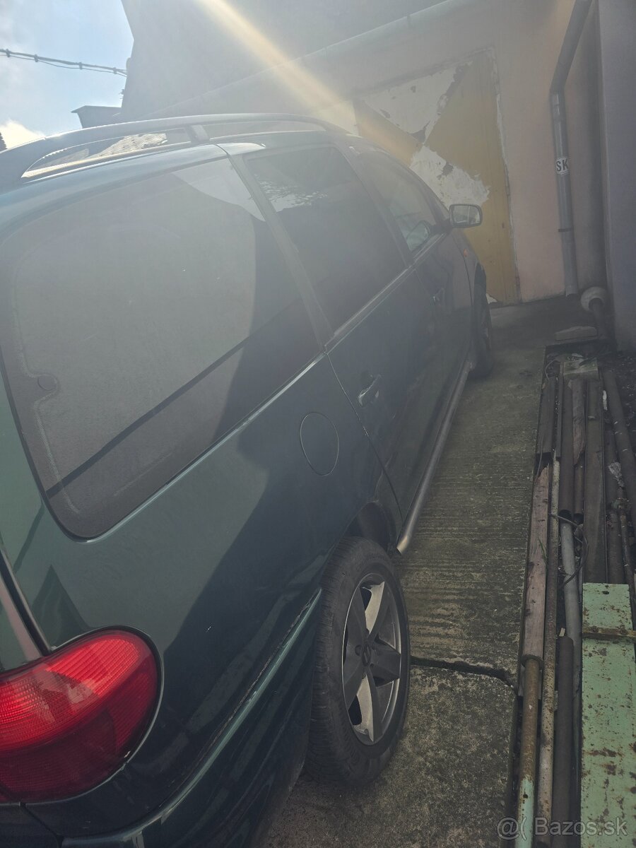Seat Alhambra