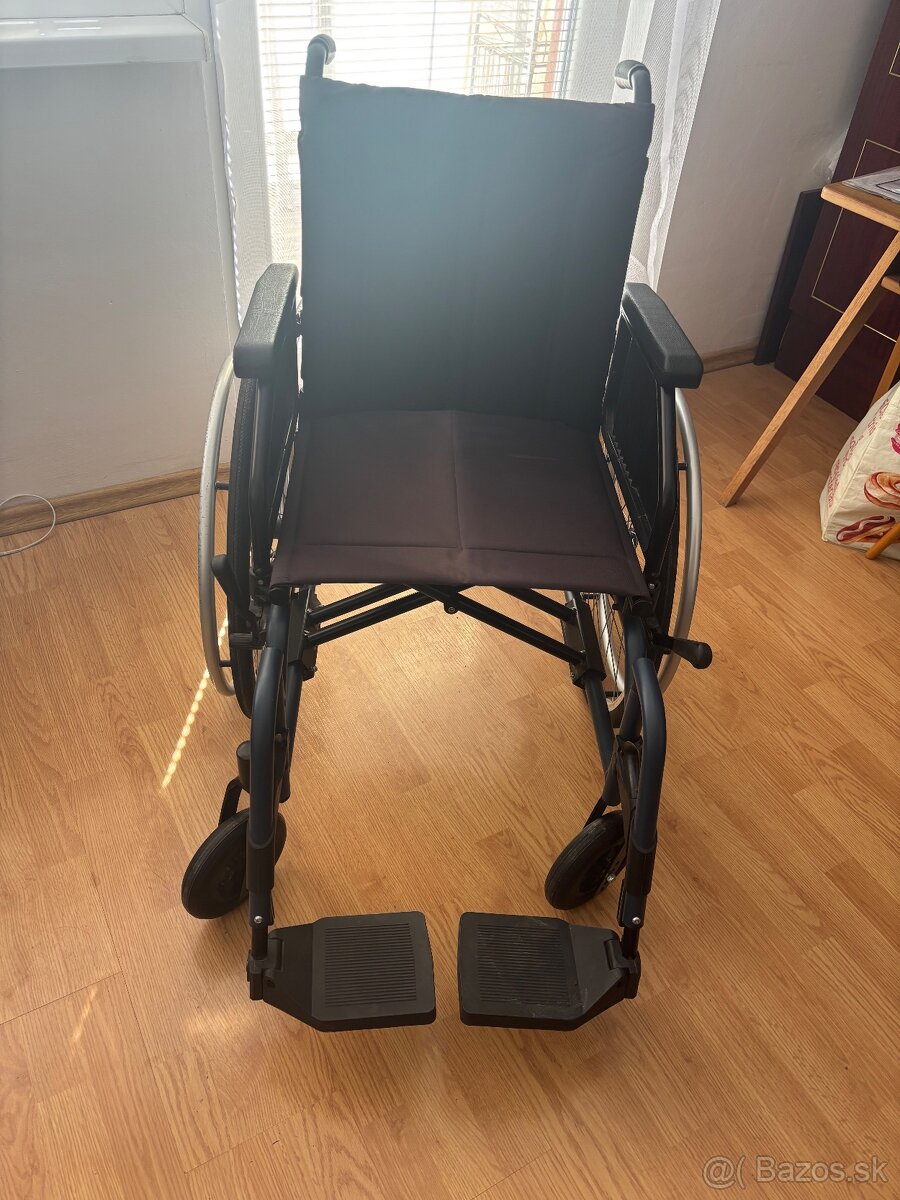 Invalidny vozik