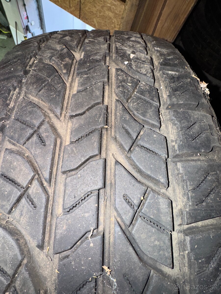 Yokohama Geolandar A/T-s 275/55 R20