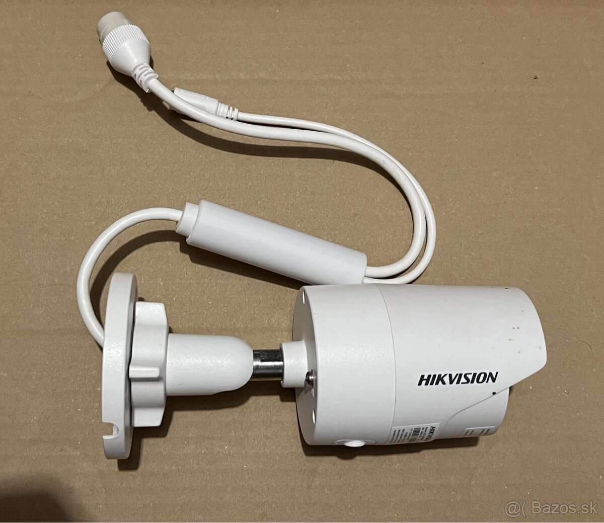 Predam Hikvision DS-2CD2010F-I(4mm)