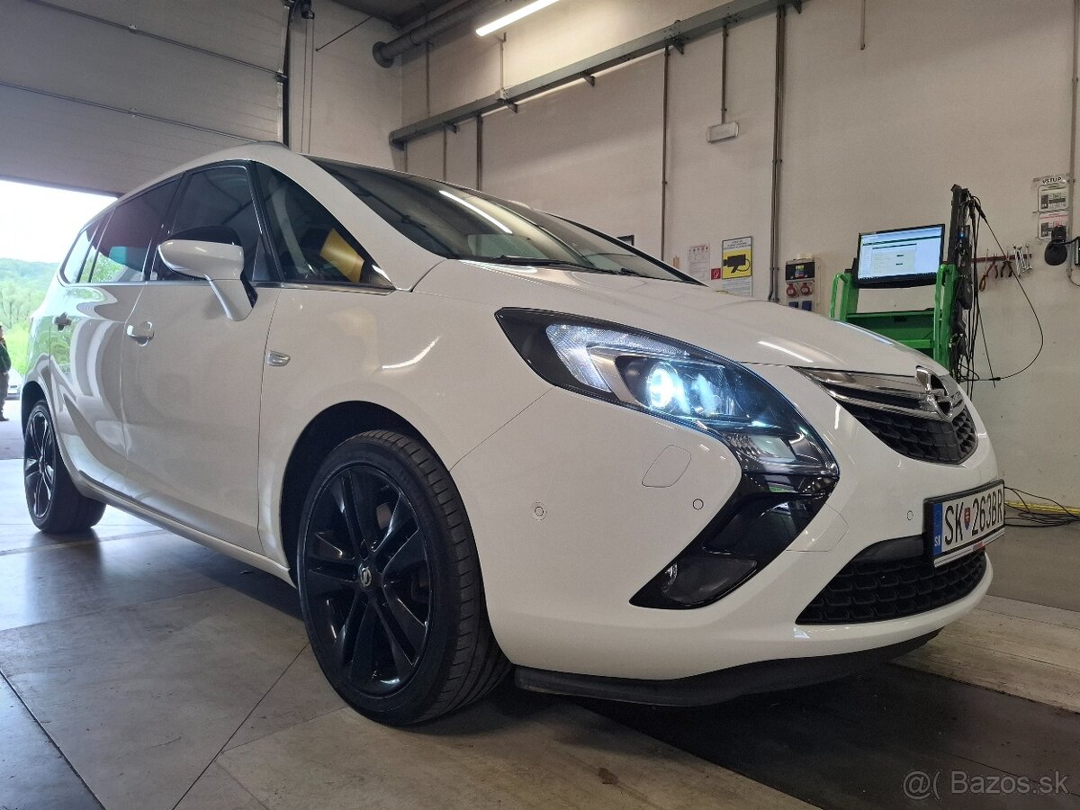 Opel Zafira C tourer 7 miestne