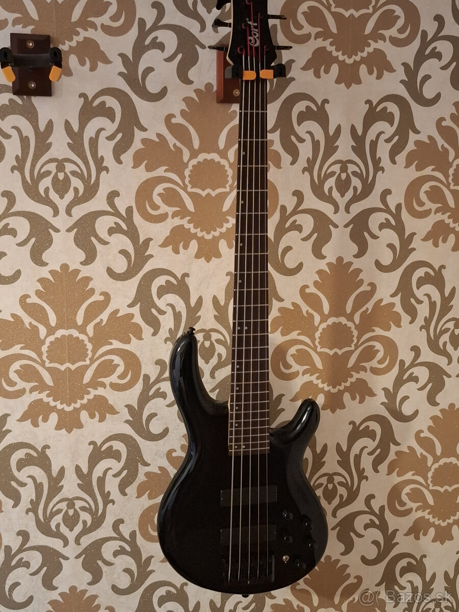 Cort C5 Deluxe basa basgitara