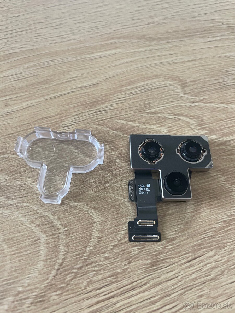 Zadná kamera na iPhone 12Pro
