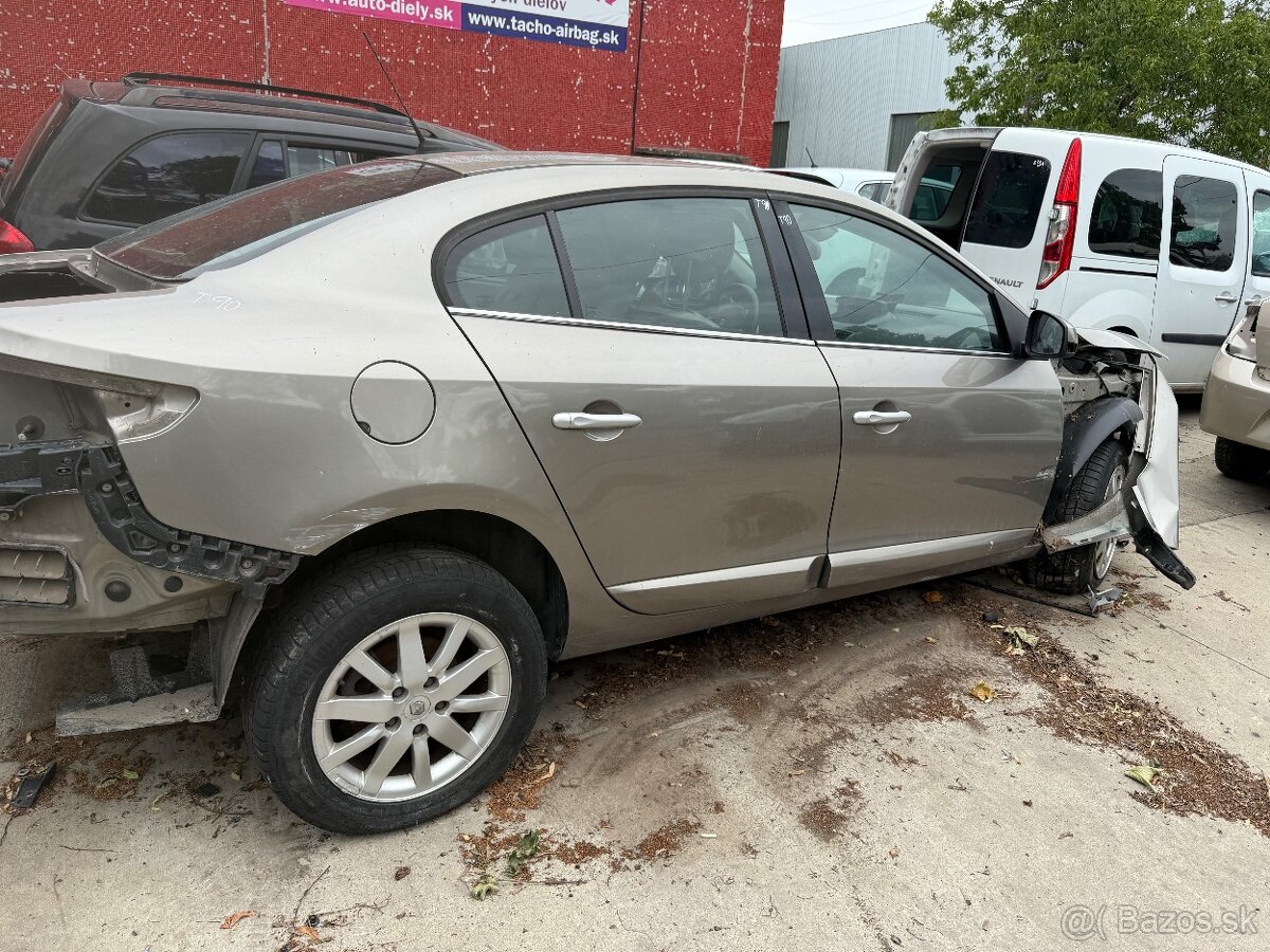 Rozpredam Renault Fluence 1.5 DCI K9K G8
