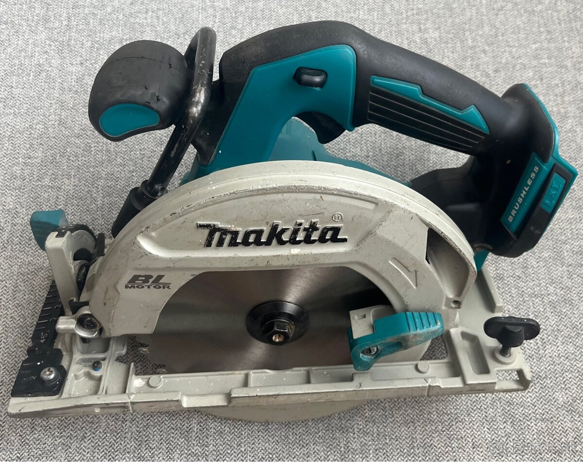 Makita DHS680