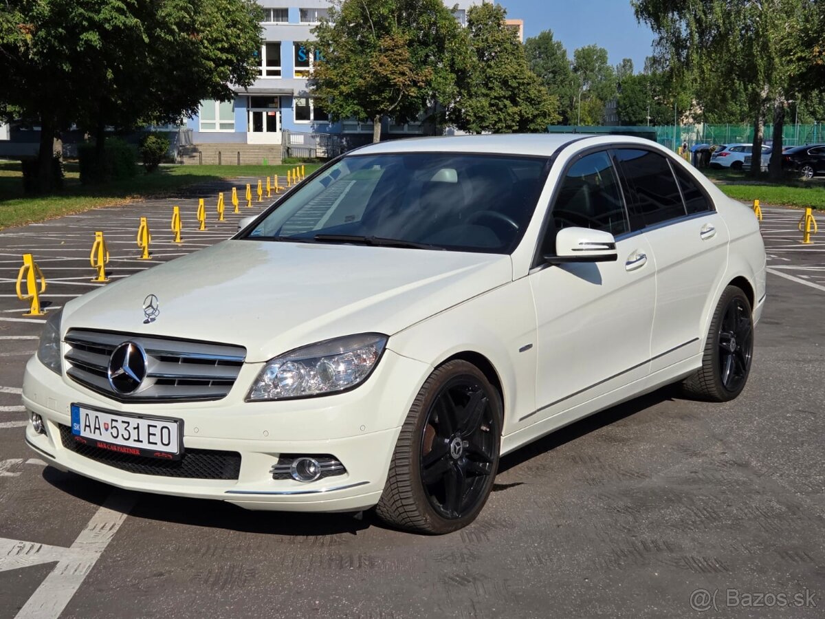 Mercedes-Benz C 180 CGI