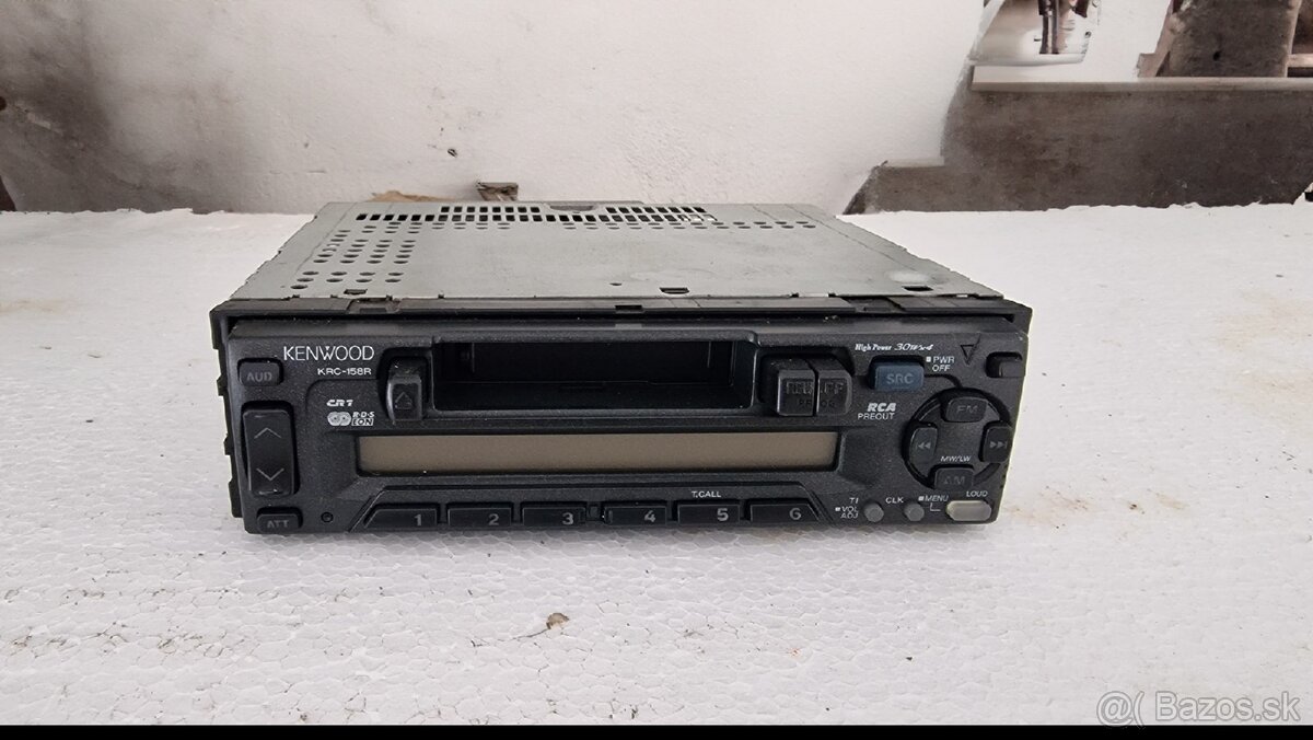 Staré autorádio Kenwood na kazety
