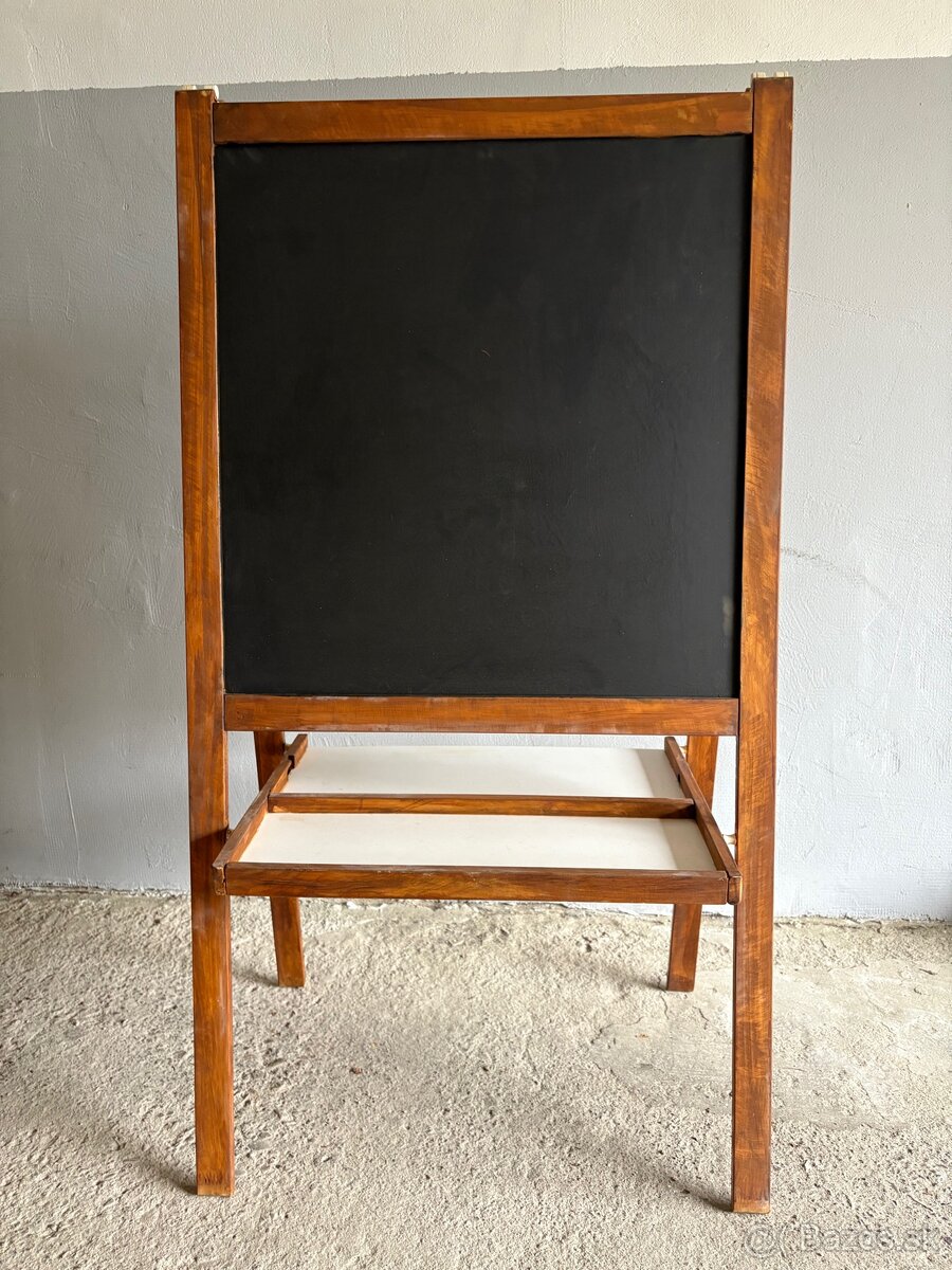 Obojstranna drevena tabula na kreslenie