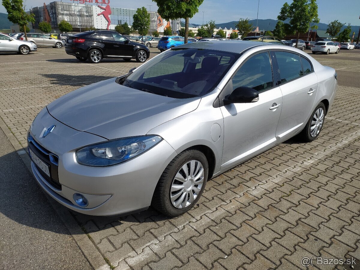 Elektromobil Renault Fluence Z.E. r.v.2012, dojazd 50km